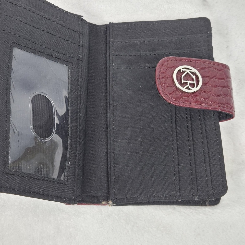 Kim Roger's Burgundy Croc Embossed Snap Close Wallet Bifold Organizer - Picture 7 of 11